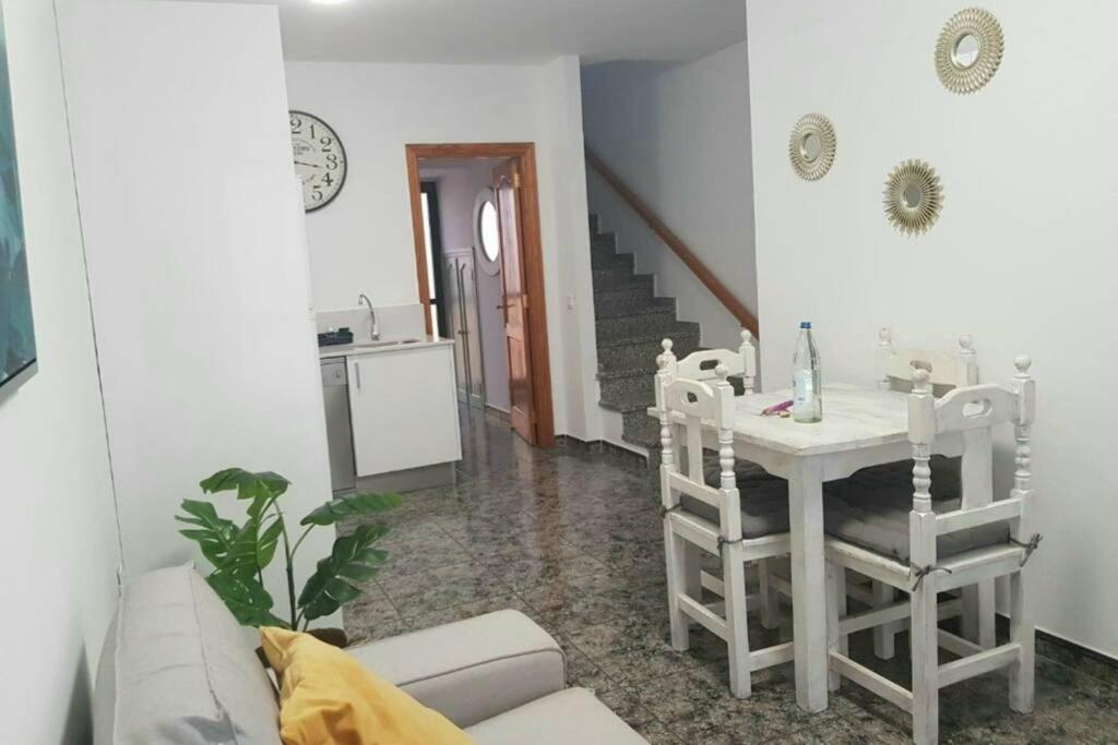 Tarajalejo Beach E Apartman Kültér fotó